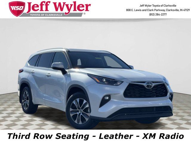 2022 Toyota Highlander XLE