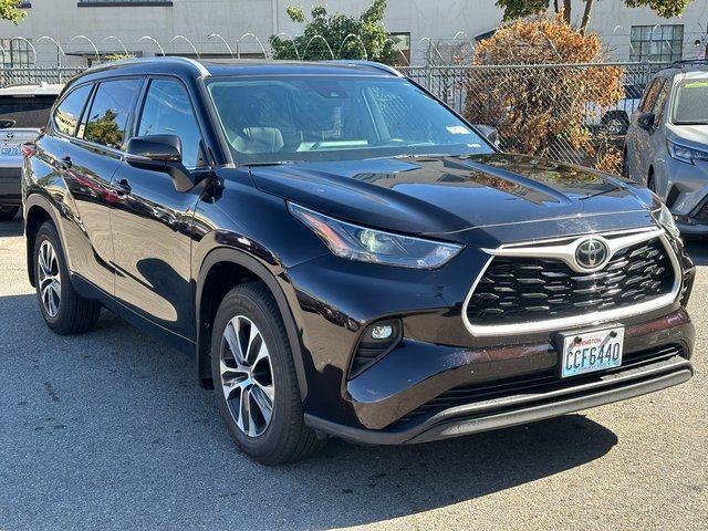 2022 Toyota Highlander XLE