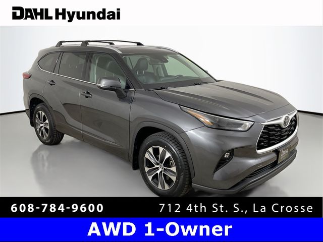 2022 Toyota Highlander XLE