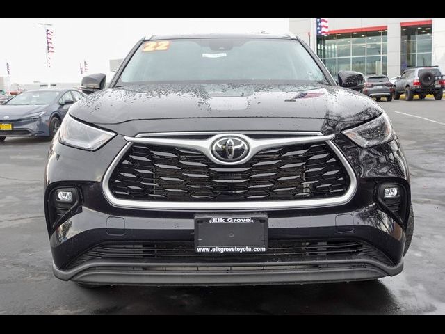 2022 Toyota Highlander XLE