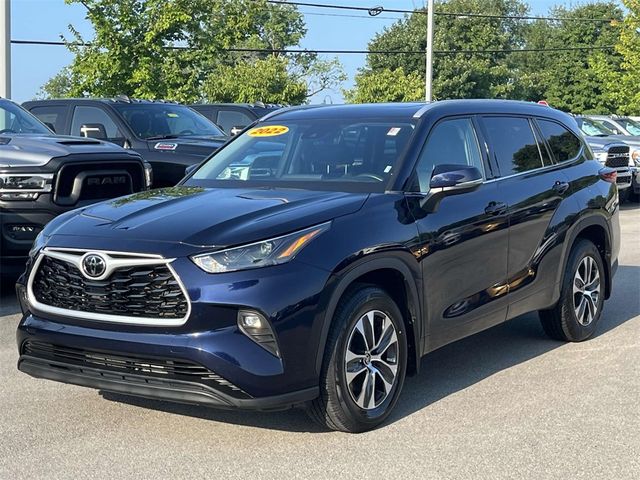 2022 Toyota Highlander XLE