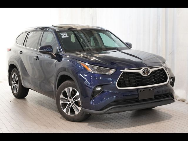 2022 Toyota Highlander XLE