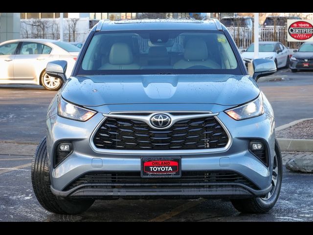 2022 Toyota Highlander XLE