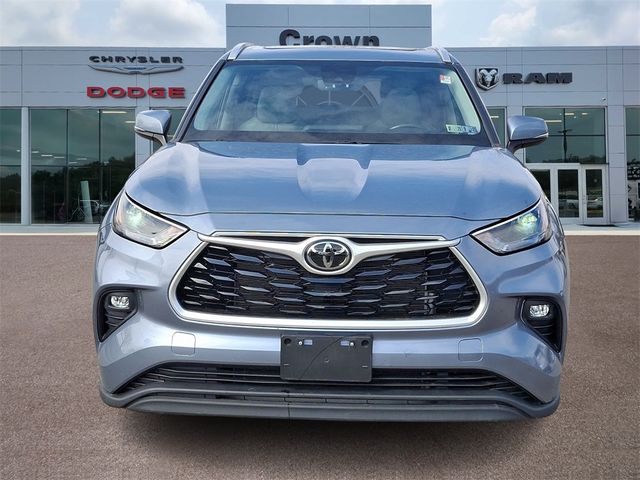 2022 Toyota Highlander XLE