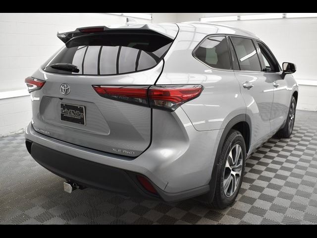 2022 Toyota Highlander XLE