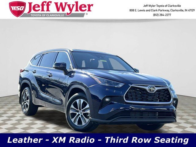 2022 Toyota Highlander XLE