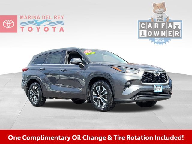 2022 Toyota Highlander XLE