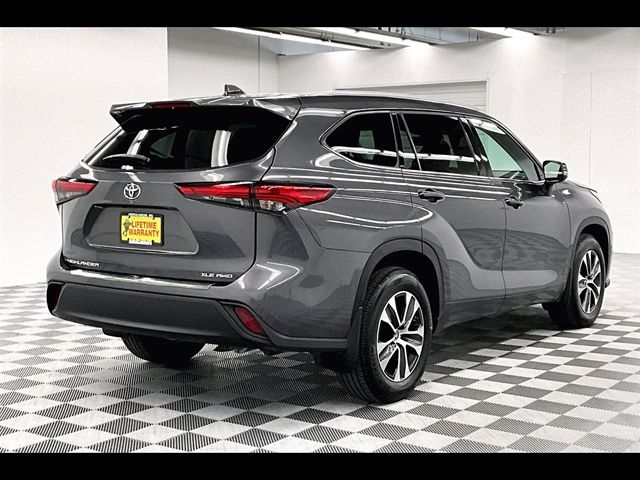 2022 Toyota Highlander XLE