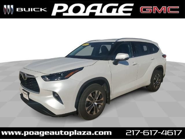 2022 Toyota Highlander XLE