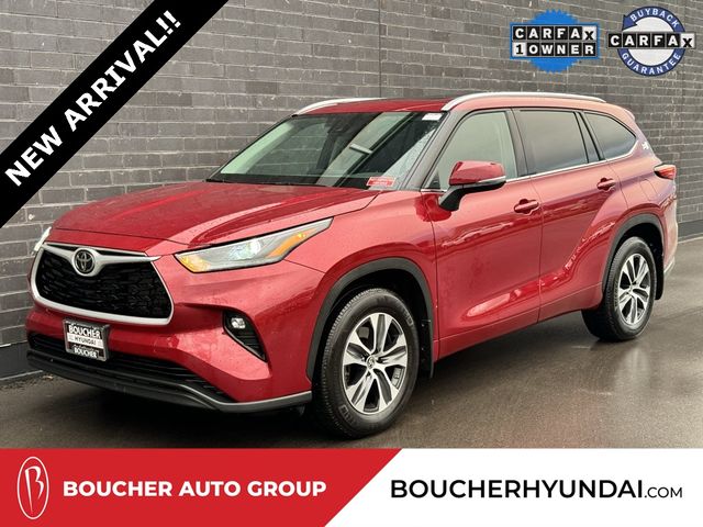 2022 Toyota Highlander XLE