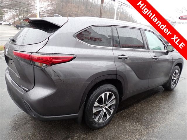 2022 Toyota Highlander XLE