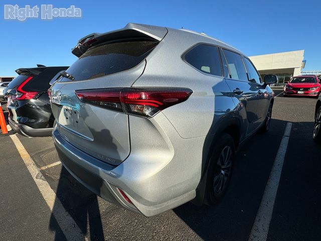 2022 Toyota Highlander XLE