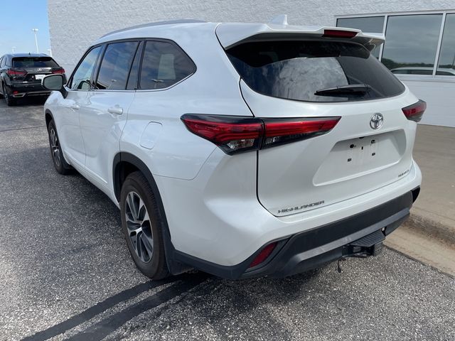 2022 Toyota Highlander XLE