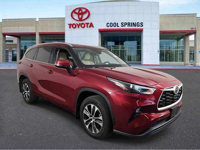 2022 Toyota Highlander XLE