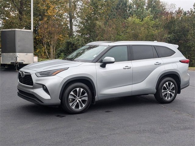 2022 Toyota Highlander XLE