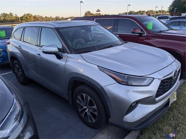 2022 Toyota Highlander XLE