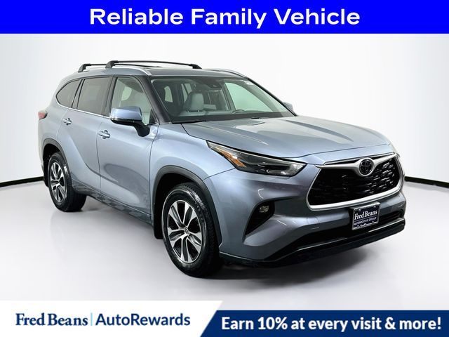 2022 Toyota Highlander XLE