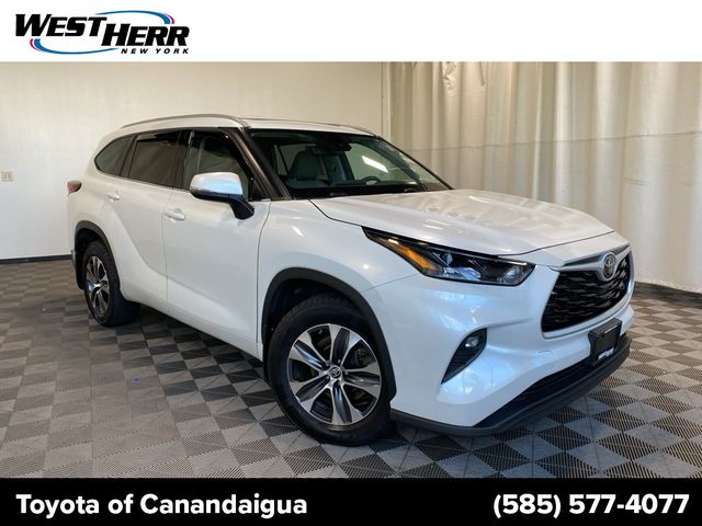 2022 Toyota Highlander XLE