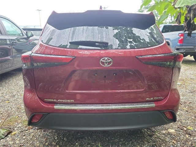 2022 Toyota Highlander XLE