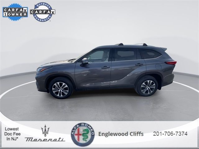 2022 Toyota Highlander XLE