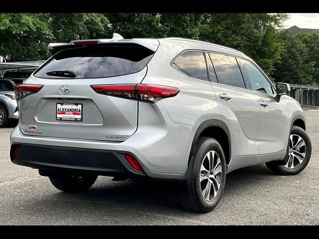 2022 Toyota Highlander XLE