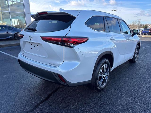 2022 Toyota Highlander XLE