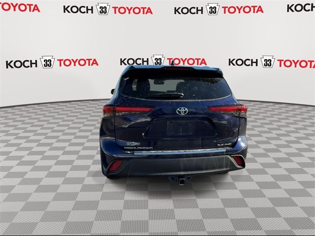 2022 Toyota Highlander XLE