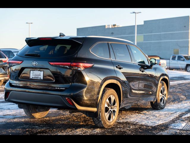 2022 Toyota Highlander XLE