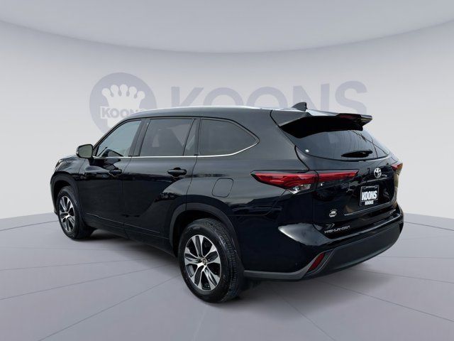 2022 Toyota Highlander XLE