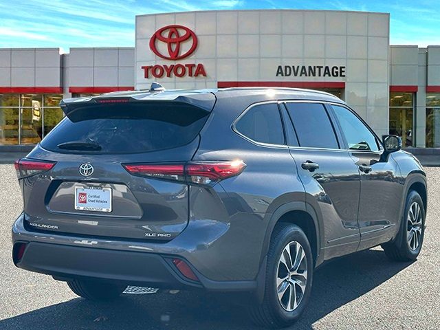 2022 Toyota Highlander XLE