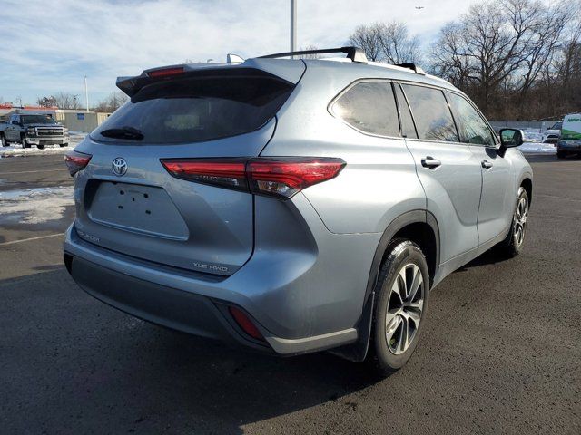 2022 Toyota Highlander XLE