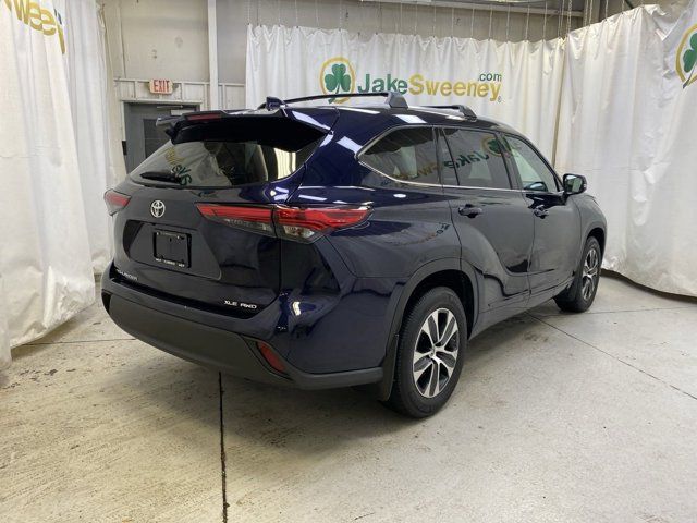 2022 Toyota Highlander XLE