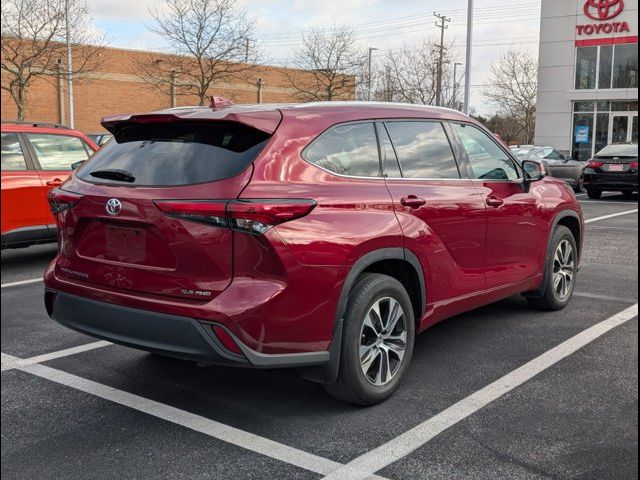 2022 Toyota Highlander XLE