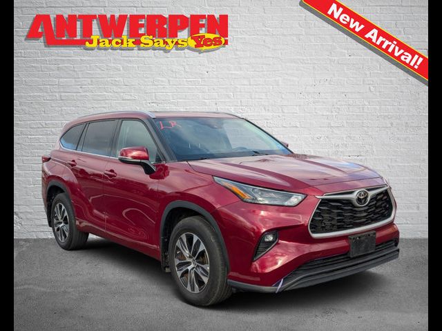 2022 Toyota Highlander XLE