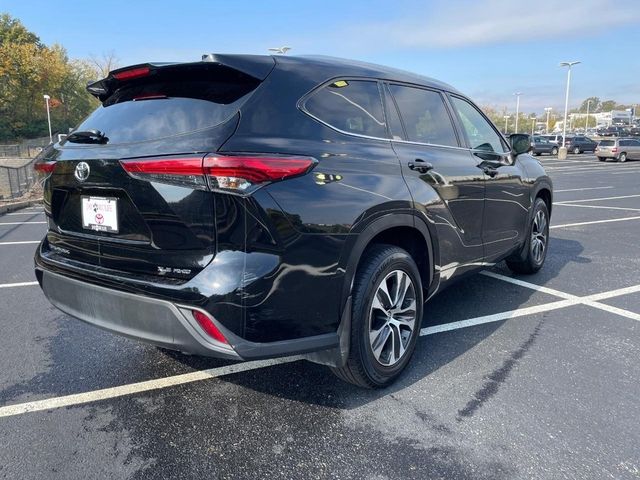 2022 Toyota Highlander XLE