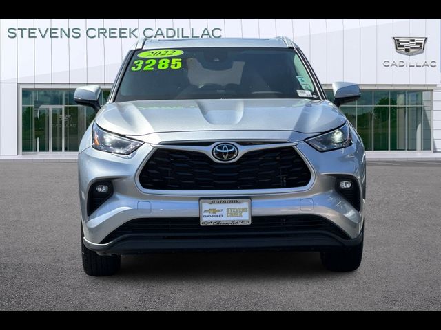 2022 Toyota Highlander XLE