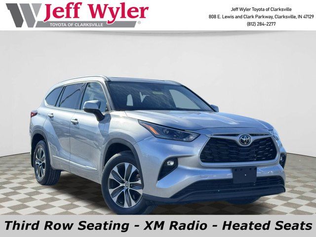 2022 Toyota Highlander XLE