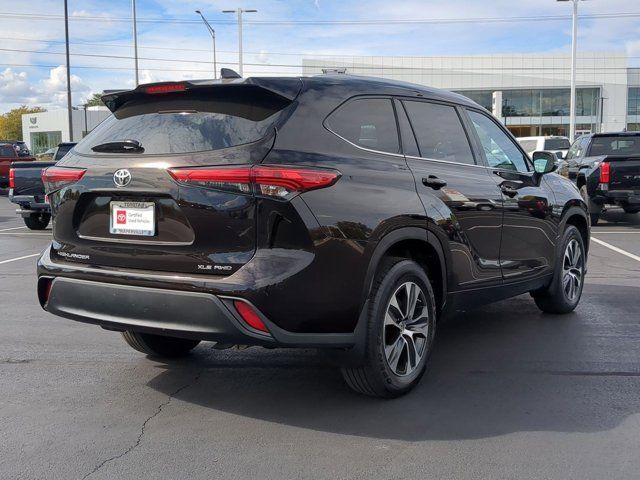 2022 Toyota Highlander XLE