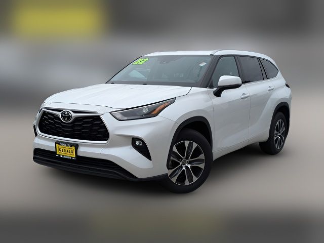 2022 Toyota Highlander XLE