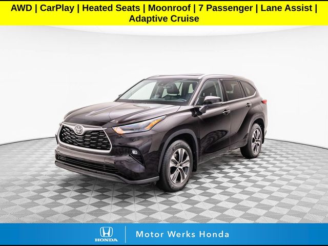 2022 Toyota Highlander XLE