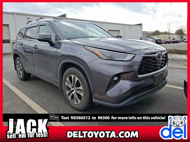 2022 Toyota Highlander XLE