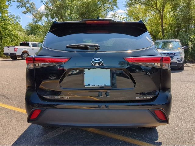 2022 Toyota Highlander XLE