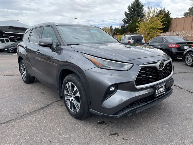 2022 Toyota Highlander XLE