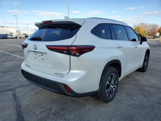 2022 Toyota Highlander XLE