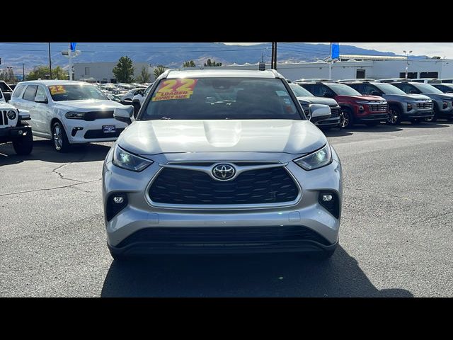 2022 Toyota Highlander XLE