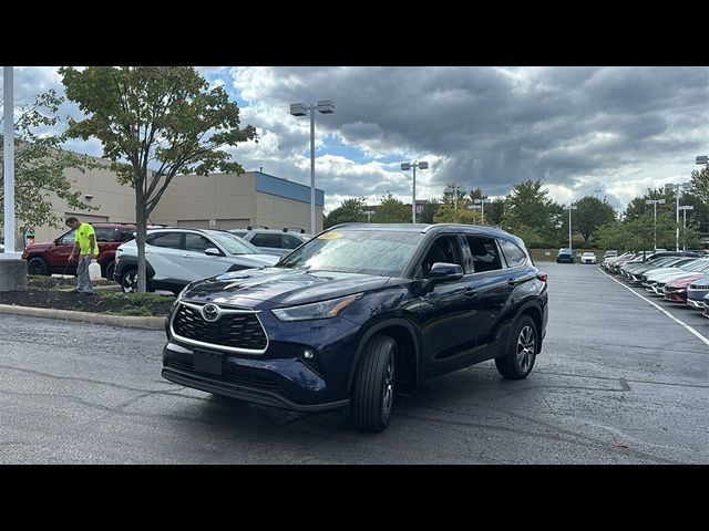 2022 Toyota Highlander XLE