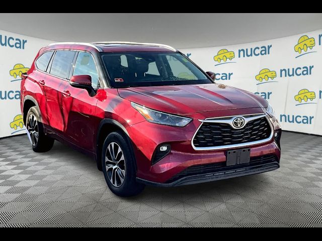 2022 Toyota Highlander XLE