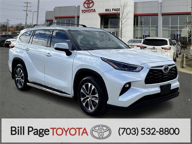 2022 Toyota Highlander XLE