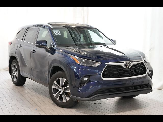 2022 Toyota Highlander XLE