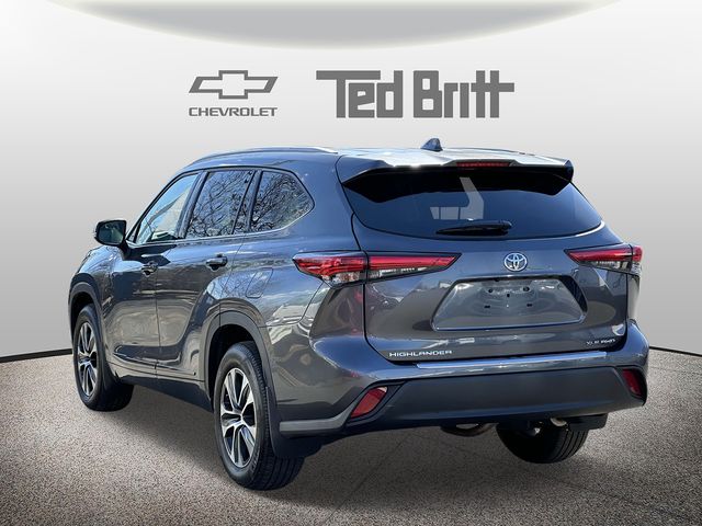 2022 Toyota Highlander XLE
